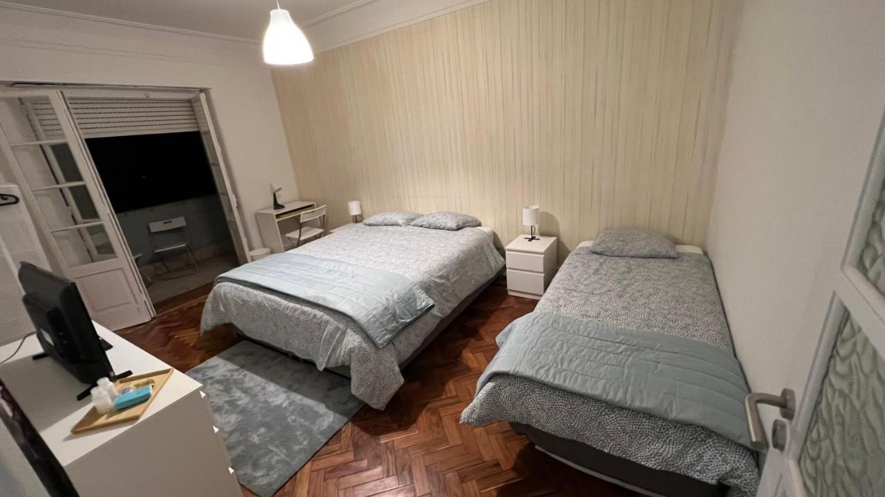 Habitacion Privada Para 3 Grande Con Balcon 리스본 외부 사진