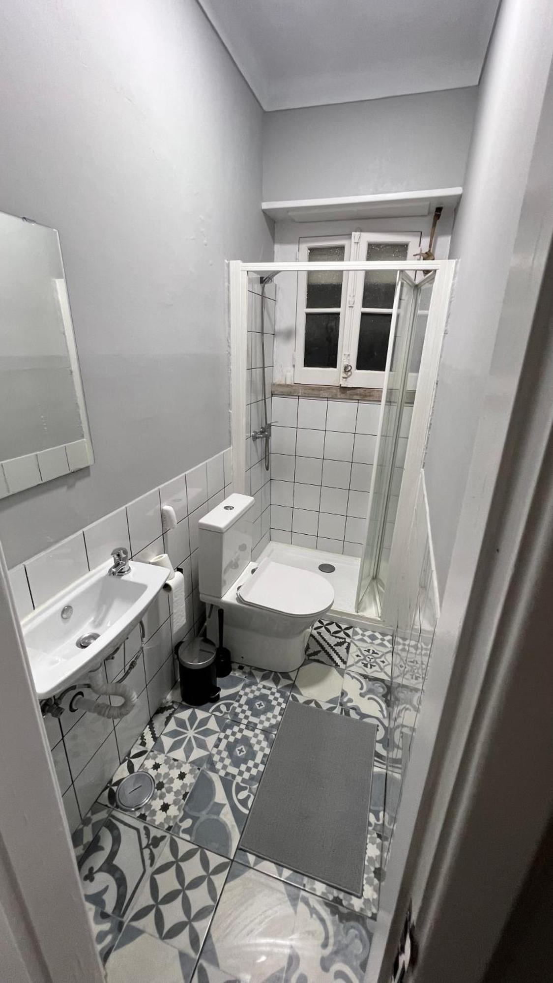 Habitacion Privada Para 3 Grande Con Balcon 리스본 객실 사진