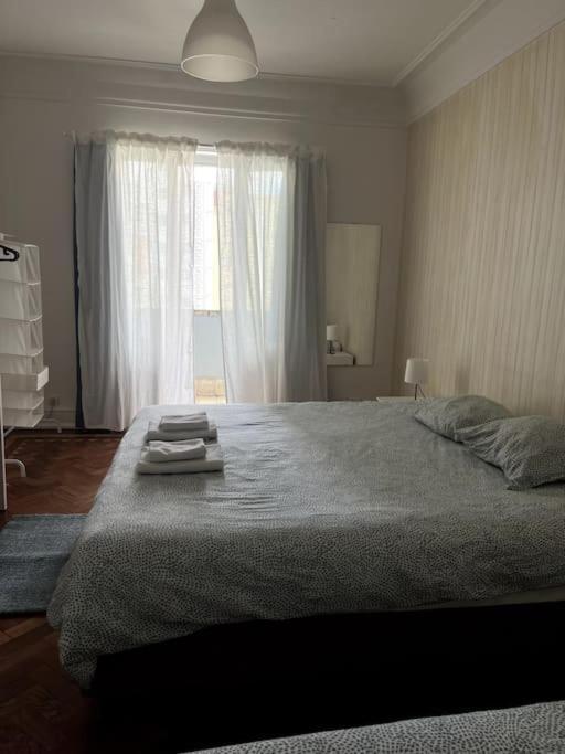 Habitacion Privada Para 3 Grande Con Balcon 리스본 외부 사진