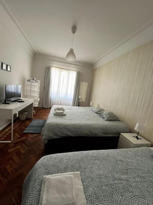 Habitacion Privada Para 3 Grande Con Balcon 리스본 외부 사진