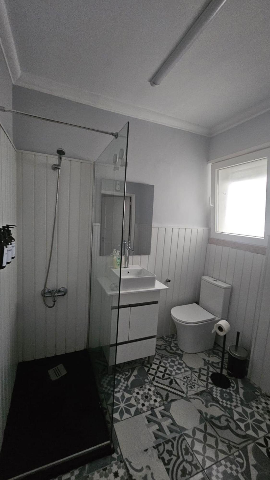 Habitacion Privada Para 3 Grande Con Balcon 리스본 외부 사진